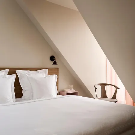 Aura Aparthotel