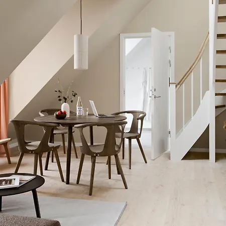 Hotel apartamentowy Aura