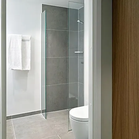 Aura Lägenhetshotell 3*